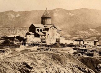 ქართლის ოფიციალური რელიგია ქართველ-სომეხთა საეკლესიო განხეთქილების ფონზე