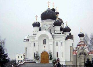 ჩეხეთისა და სლოვაკეთის ადგილობრივ ეკლესიაში განხეთქილებაა.